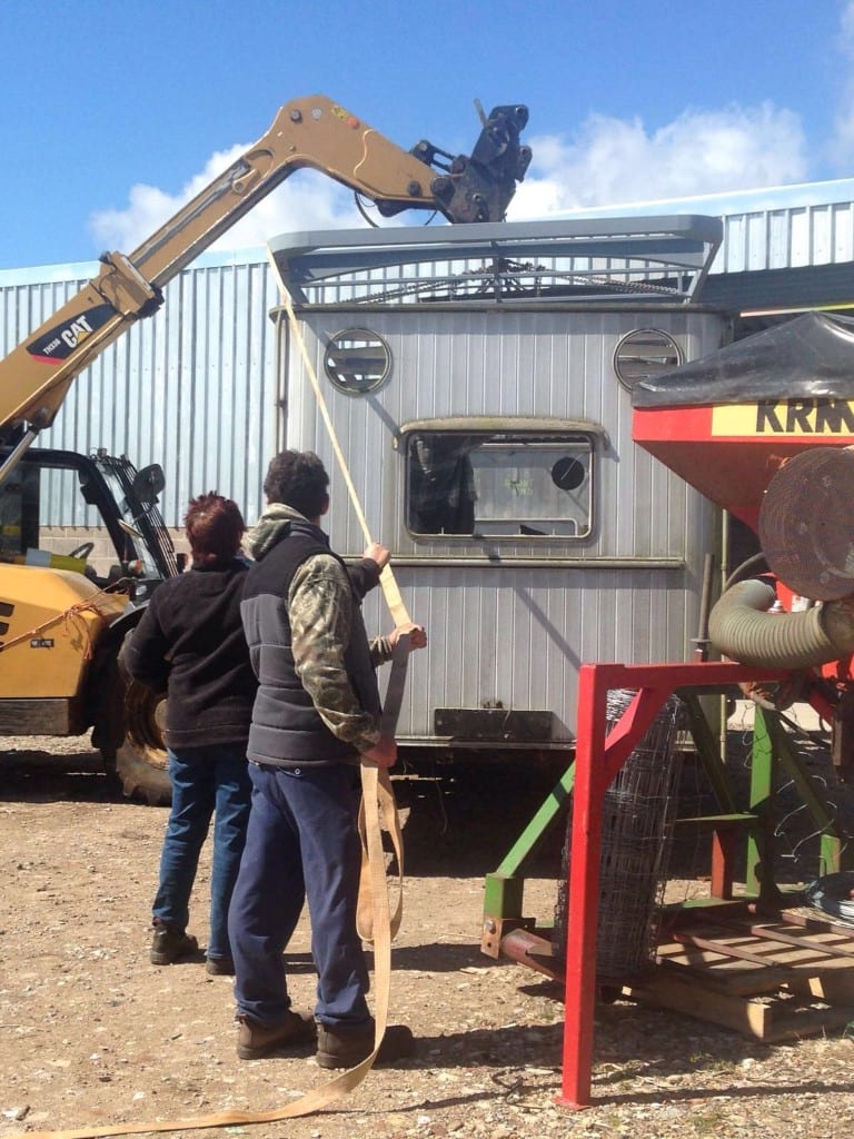 Roof-going-on-Warwick-Knight